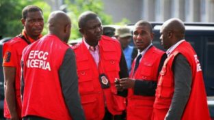 EFCC arraigns lawyer for allegedly defrauding victims of N1.3bn in Akwa Ibom